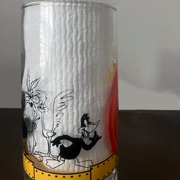 Vintage 1990 Warner Bros Happy Birthday Bugs Bunny 50th Anniversary Glasses - Picture 5 of 5